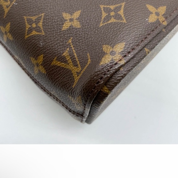 Louis Vuitton Monogram Luco Tote - Picture 7 of 10